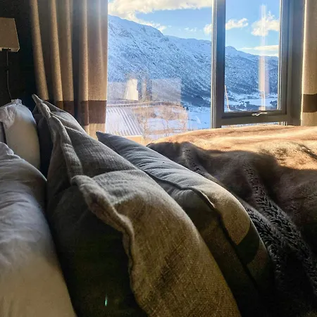 A Mountain Dream For Every Season * Hemsedal